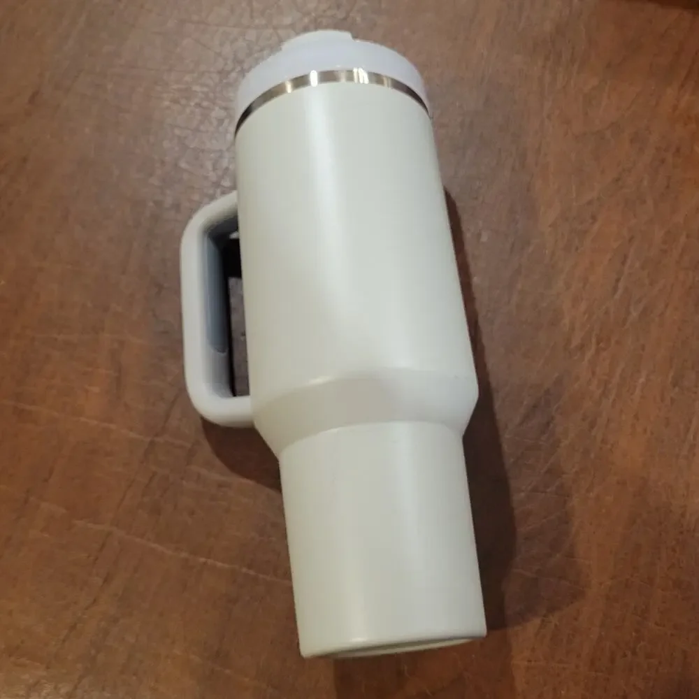 Stanley quencher tumbler